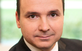 J. Baumgartner. Qualität, Emerging Markets und Lösungsgeschäft im Fokus bei Fujitsu. 